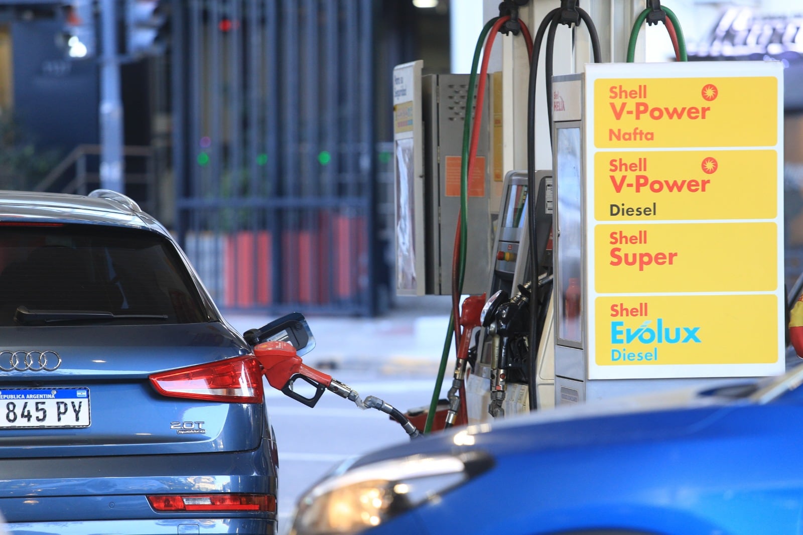 Shell aplicó un aumento del 15 por ciento en sus combustibles.
