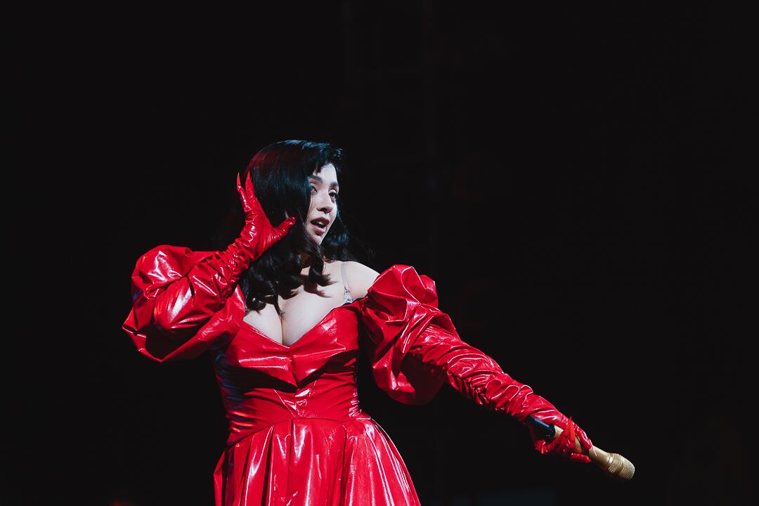 En "Tu falta de querer" Laferte desató  miles de voces de corazones rotos, de almas destrozadas.