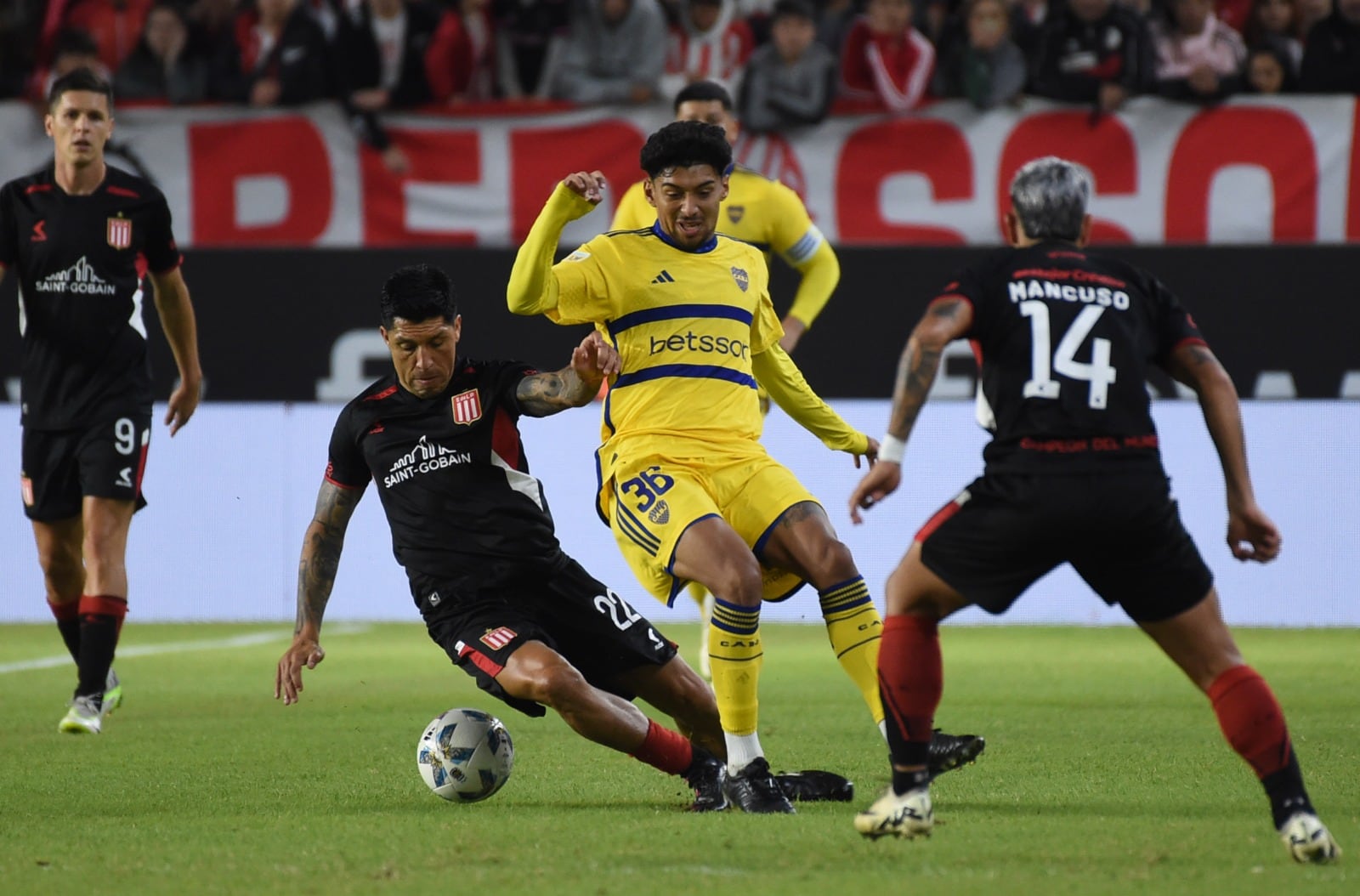Boca quiso, pero al final Estudiantes se quedó con los tres puntos