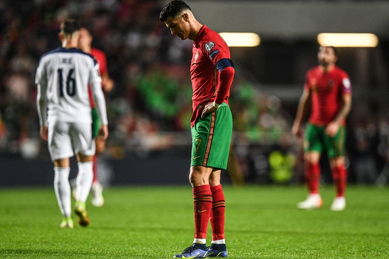 Cristiano Ronaldo, incrédulo. Portugal deberá jugar los playoffs