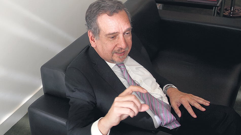 Lino Barañao es acusado como “encubridor” de la política de ajuste del gobierno de Cambiemos.