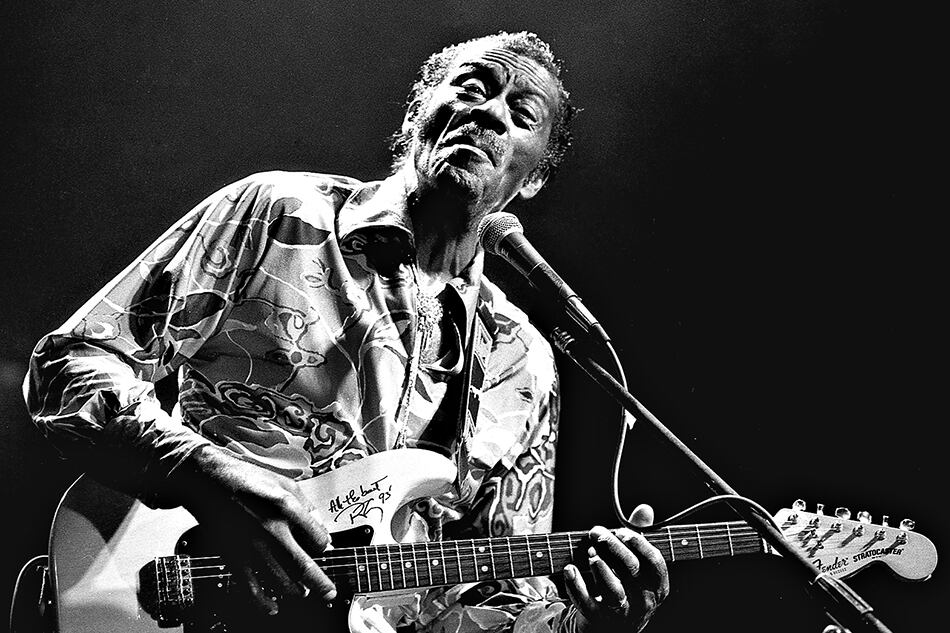 Sobre el escenario de Obras Sanitarias, en 1993.