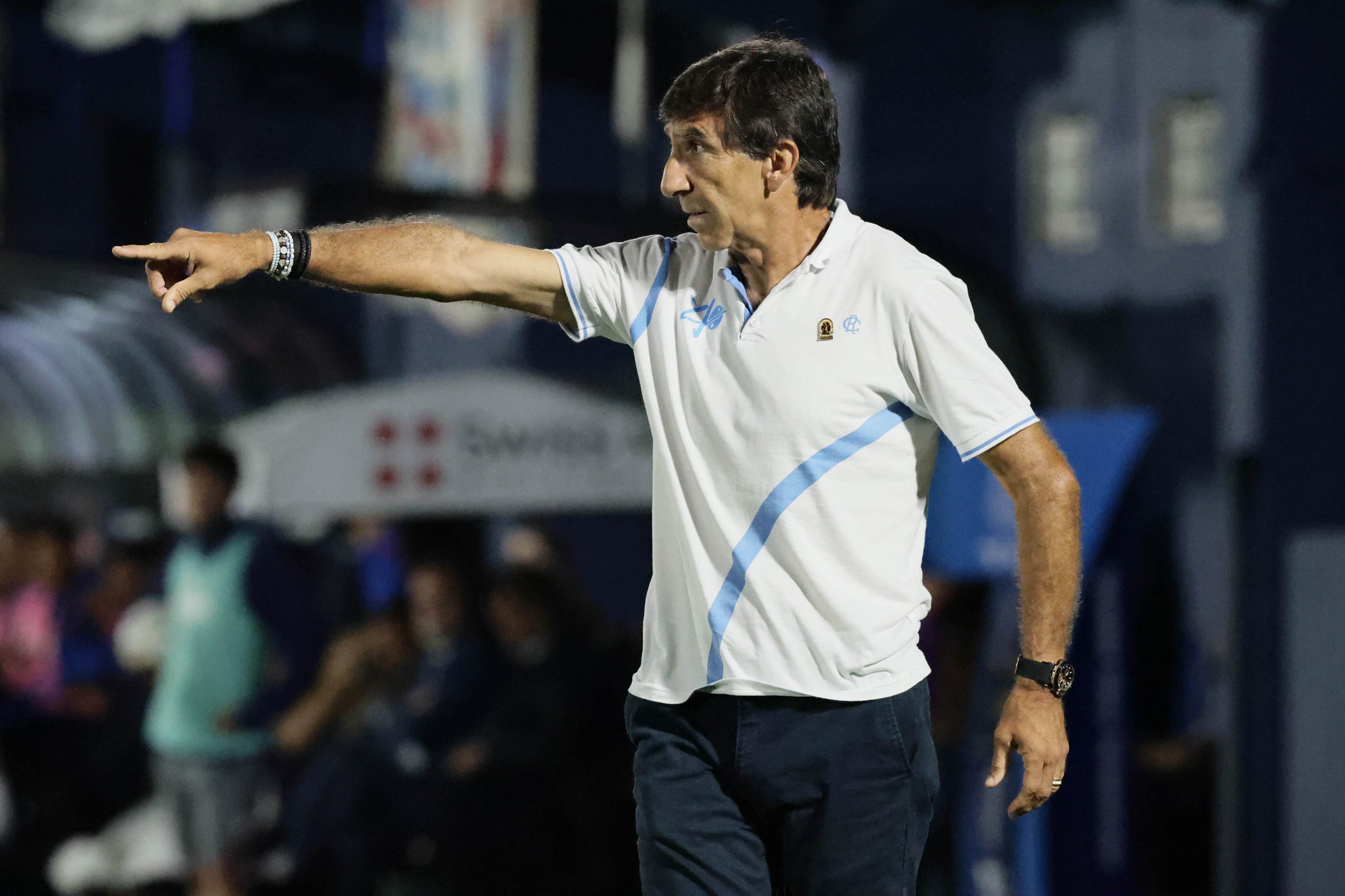 Gustavo Costas y un apuesta fuerte para la Academia