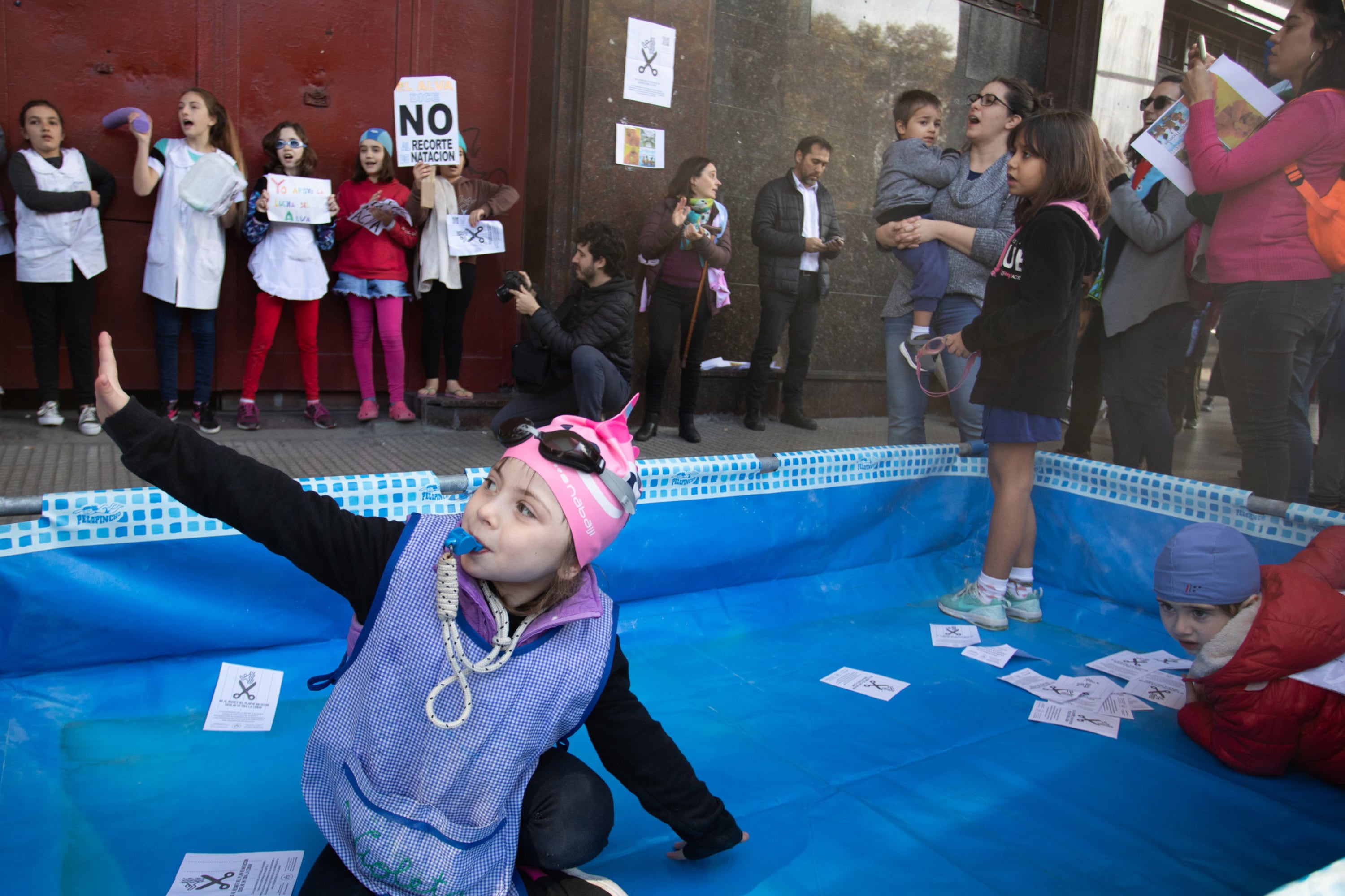 En junio, la comunidad educativa de la Escuela Nº 4 Álvarez Thomas había realizado un piletazo en protesta.