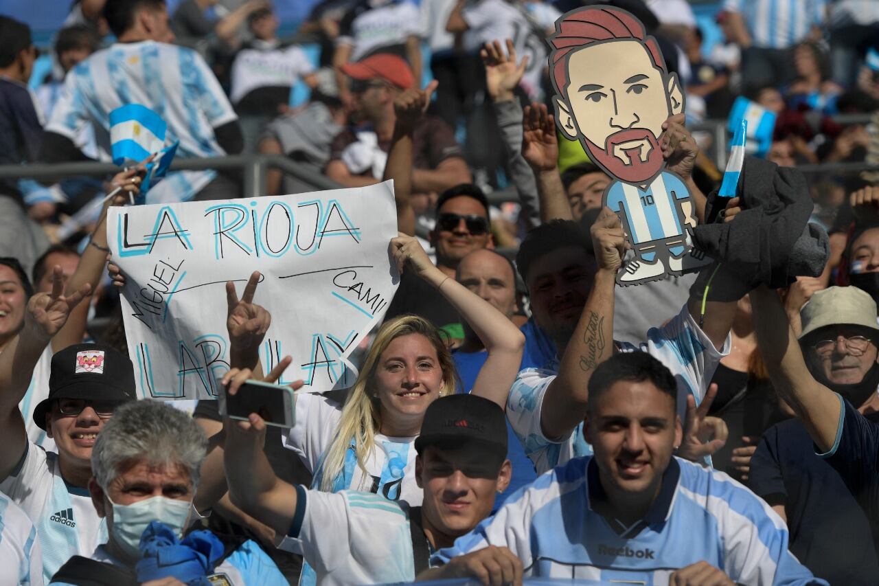 Los hinchas sanjuaninos y de toda la región disfrutaron de alentar a la Scaloneta