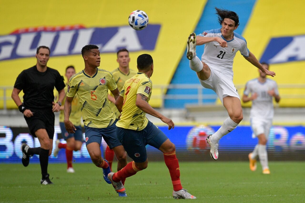 Edinson Cavani, autor del primer gol de los uruguyaos