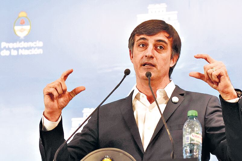 Esteban Bullrich se mostró favorable a la enseñanza religiosa en escuelas.