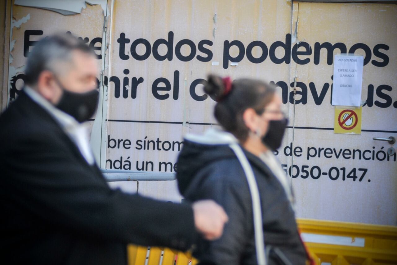 Con el último reporte de la cartera sanitaria, la cantidad de fallecidos en el país llegó a 115.547.