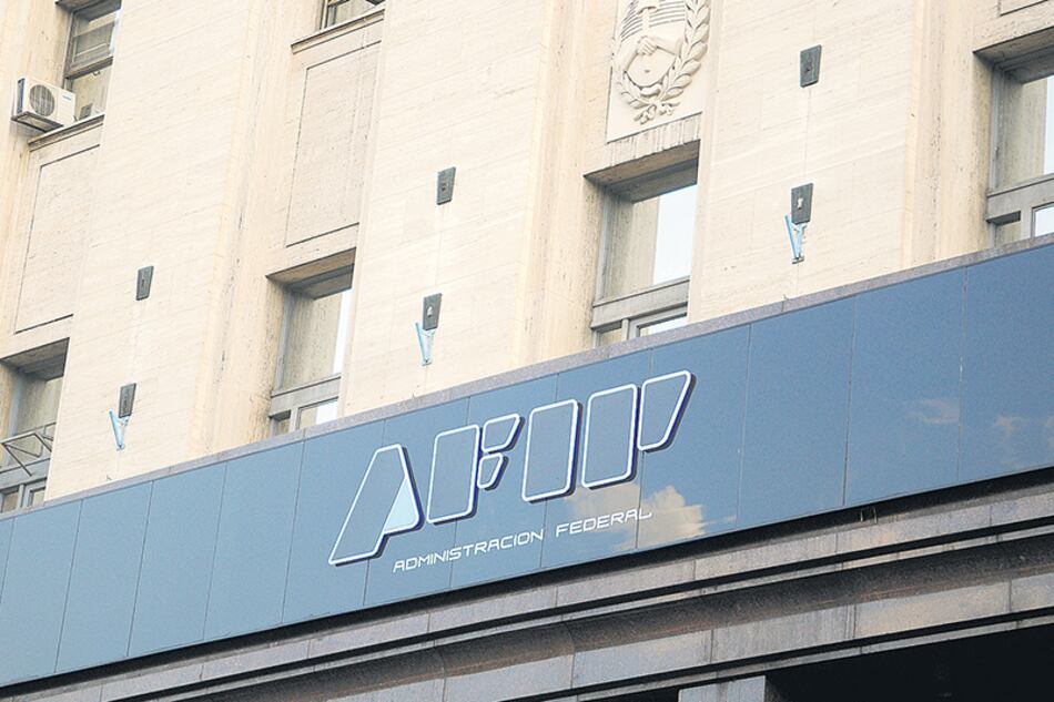 La AFIP anticipó que, a pesar de la recesión, los ingresos por importaciones no se frenaron.