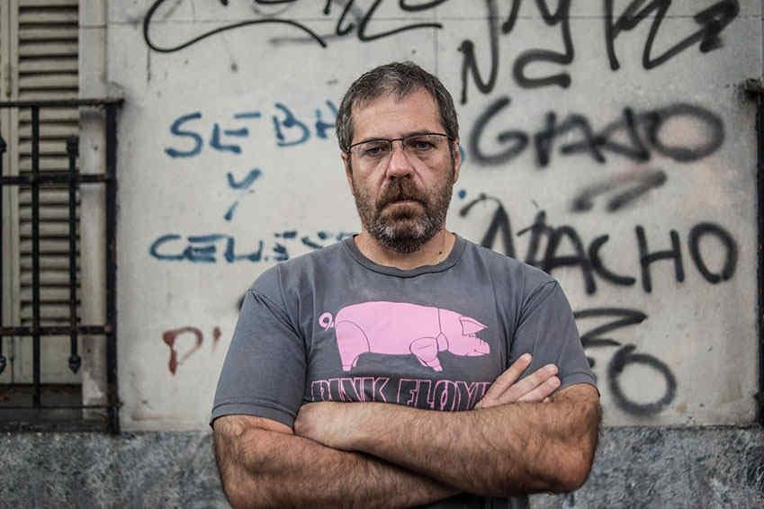 “Me molesta el escritor que pelotudea. Para mí el estilo florido es una mariconada para llamar la atención”.