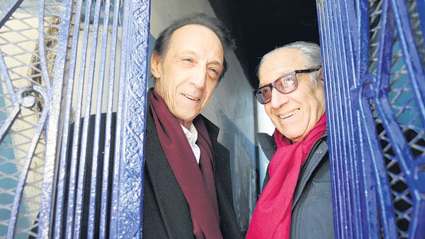 “Hay muchos ejemplos en los medios: hombres-boya que siempre se mantienen a flote con el poder de turno.”