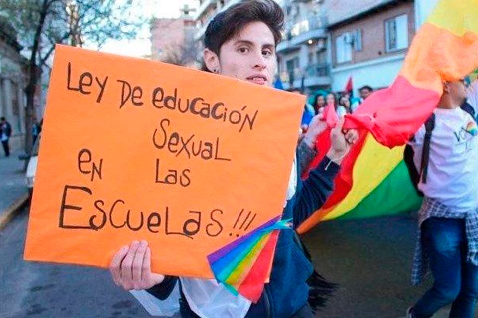 El reclamo de una ley de ESI proviene de la comunidad educativa. 