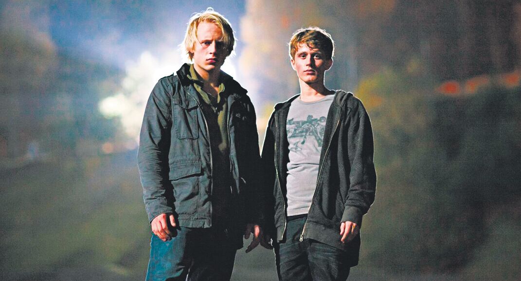 Testigos busca una rara mezcla entre lo policial y los cuentos folklóricos europeos.