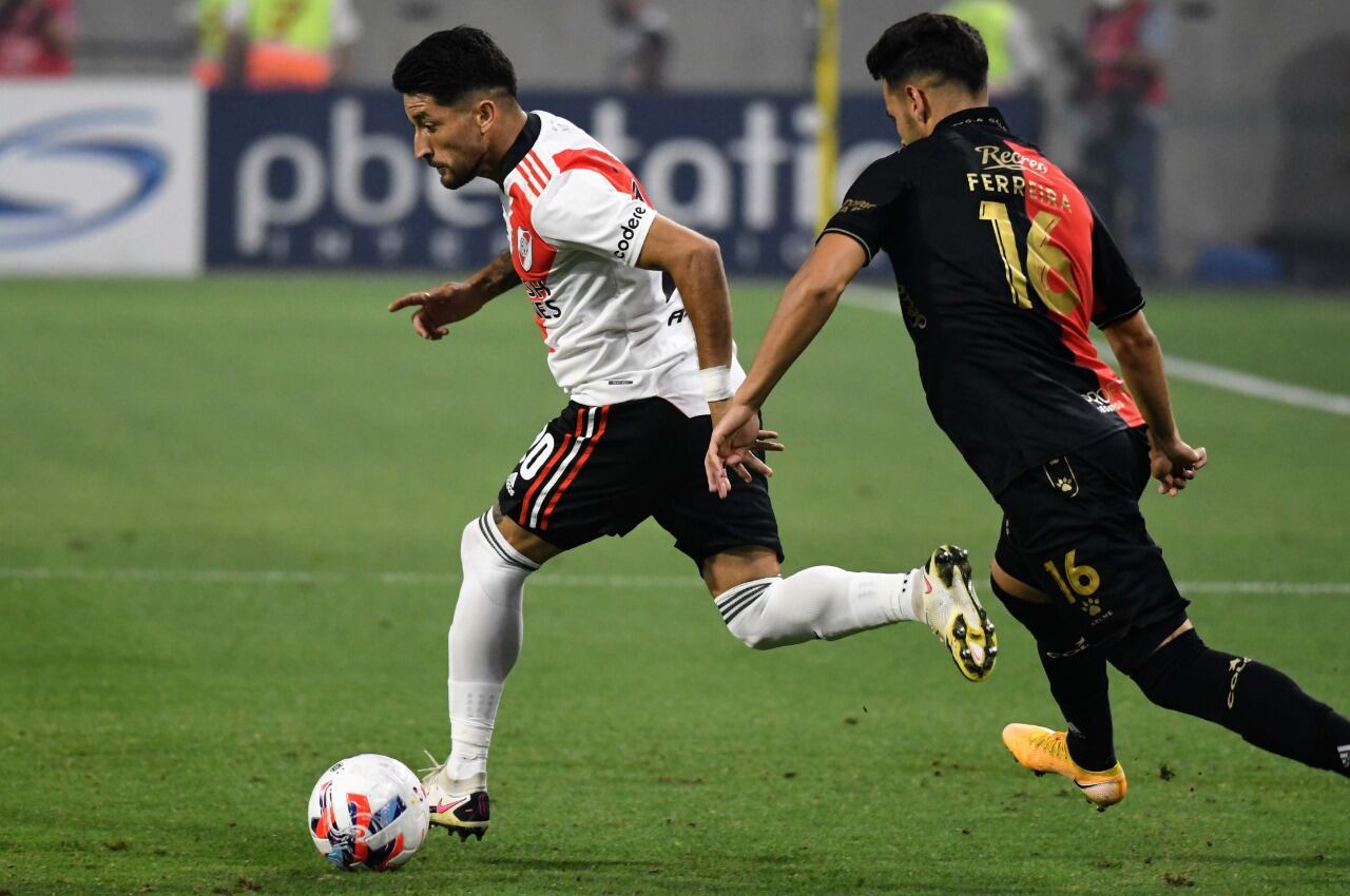 La LPF pospondría el arranque del torneo por el avance del coronavirus