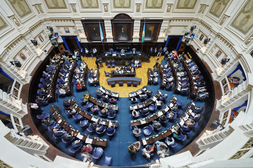 Aún se negocia el temario de la sesión tras la partida del Papa Francisco