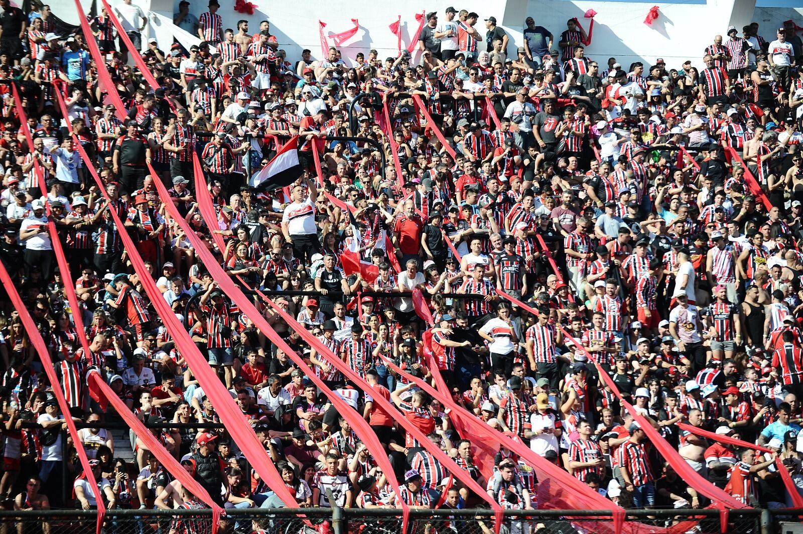 El enfrentamiento de la barra de Chacarita ocurrió durante el encuentro ante Maipú