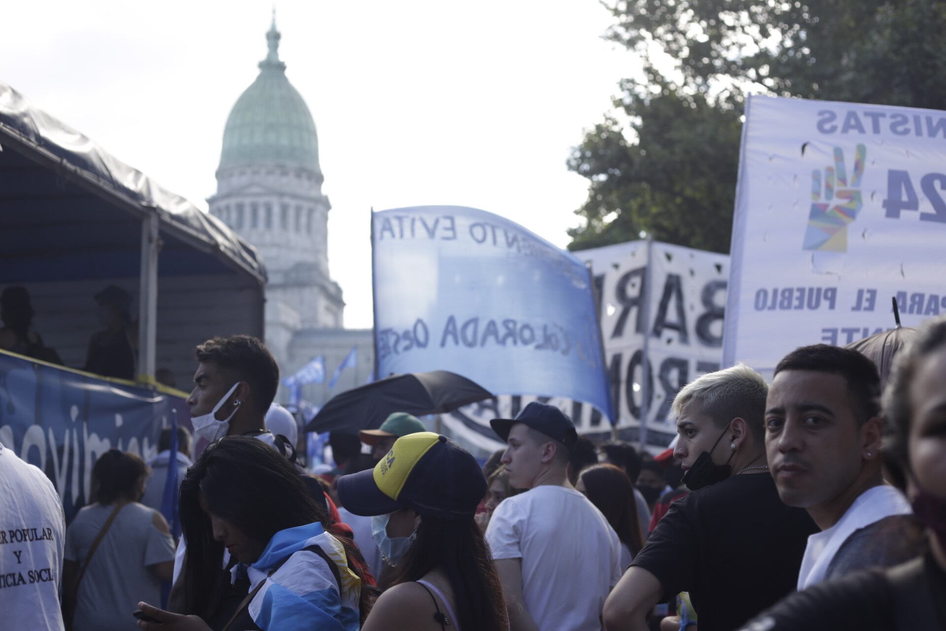 Movilización de agrupaciones políticas y sociales para respaldar la aprobación del aporte extraordinario a las grandes fortunas.