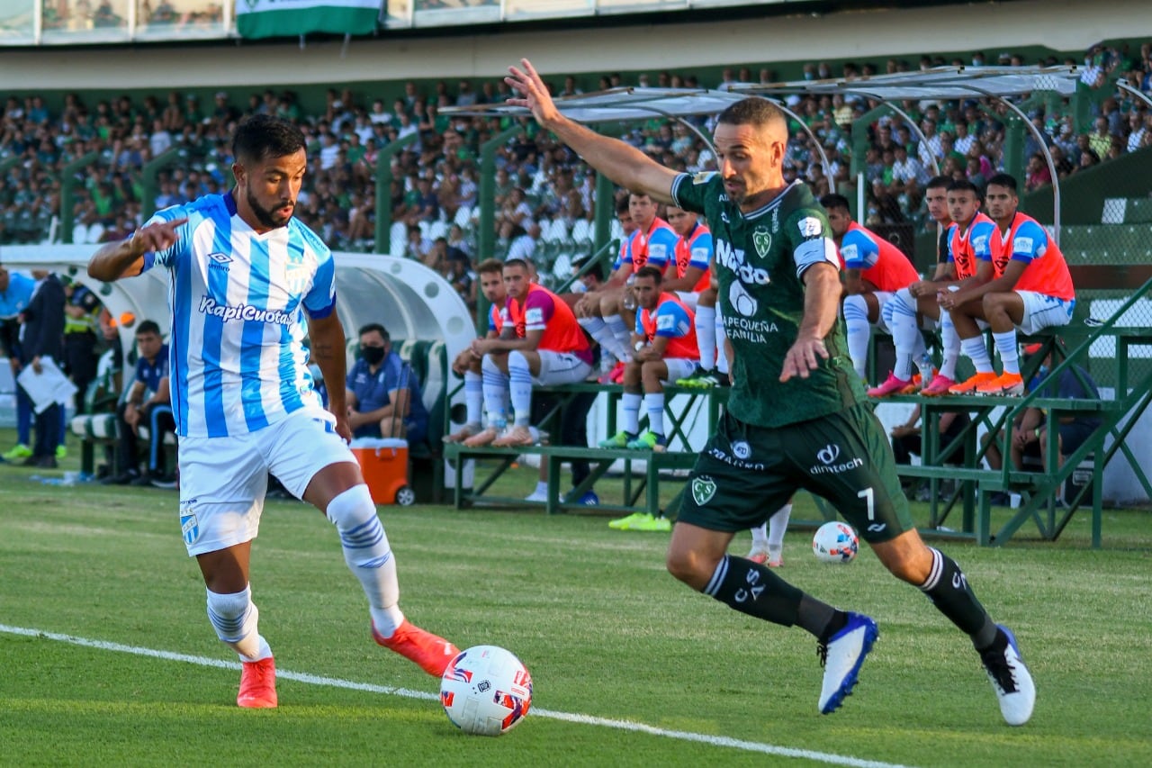 Licha López, capitán de Sarmiento y autor del 1-0.