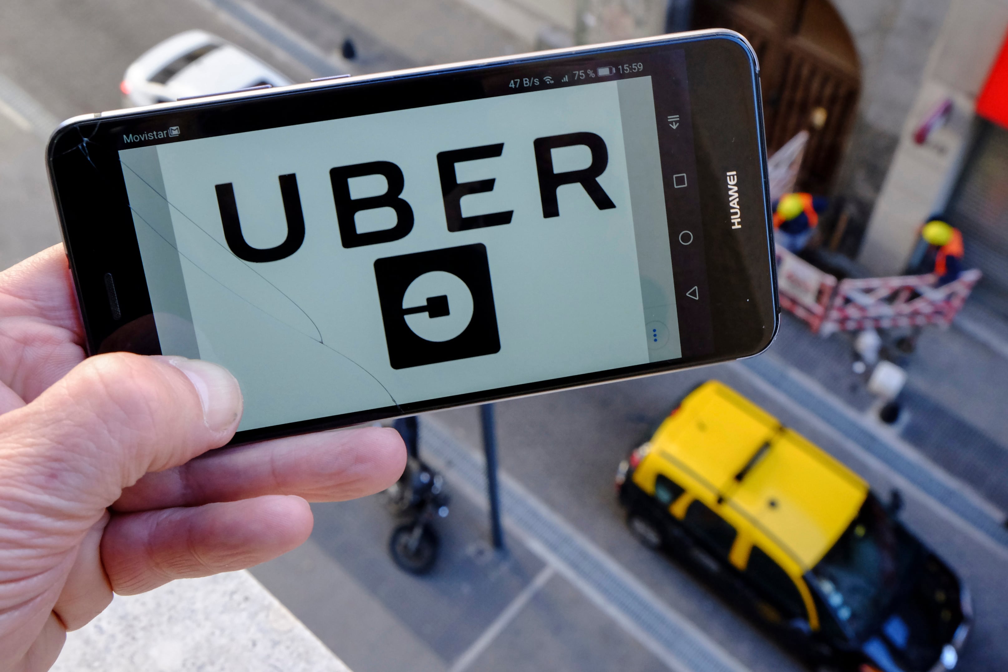 En su reporte de ganancias del tercer trimestre de 2019, Uber reconoció pérdidas por 1200 millones de dólares.
