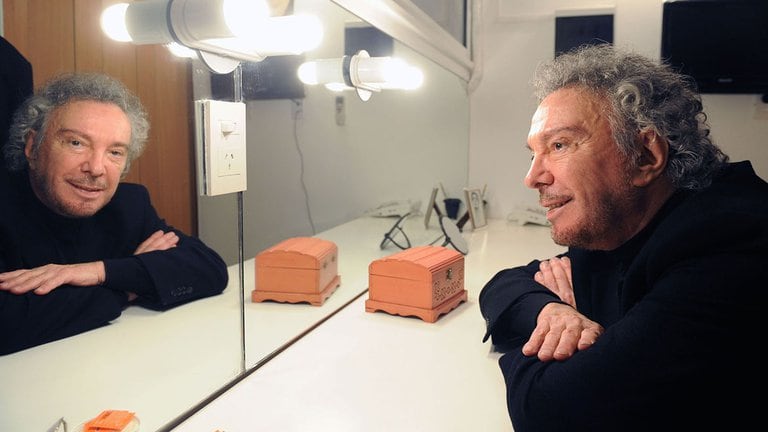 En 2014 muere Alfredo Alcón, una gloria del arte escénico en la Argentina. Brilló en teatro y en cine, así como en ciclos televisivos.