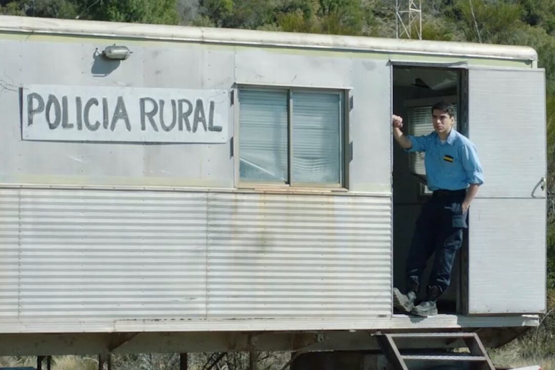 Agustín Sullivan en Estepa, la opera prima de Mariano Benito