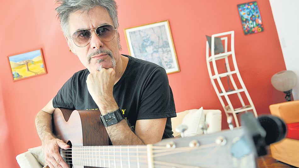 Della Maggiora está lanzando su disco de a poco, presentándolo tema por tema.