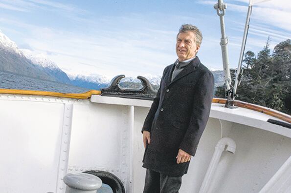 El presidente Mauricio Macri se reunió ayer con la mesa de turismo de Bariloche.
