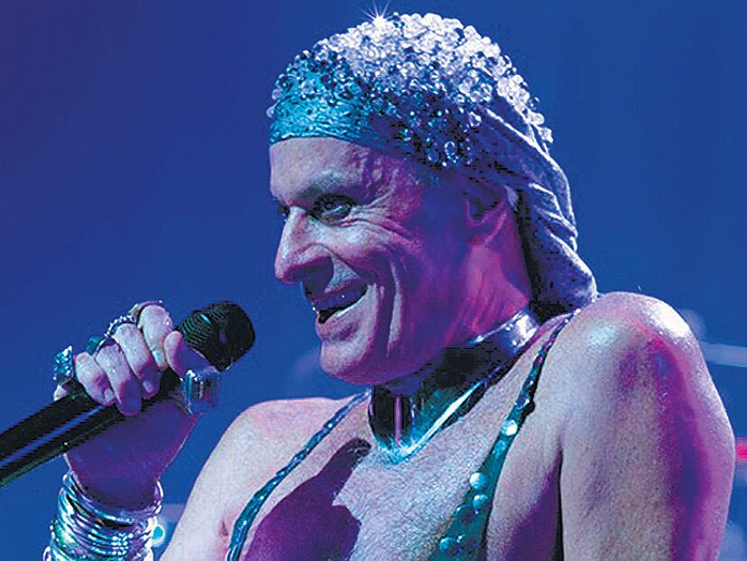 Ney Matogrosso brindó una actuación deslumbrante en Buenos Aires.