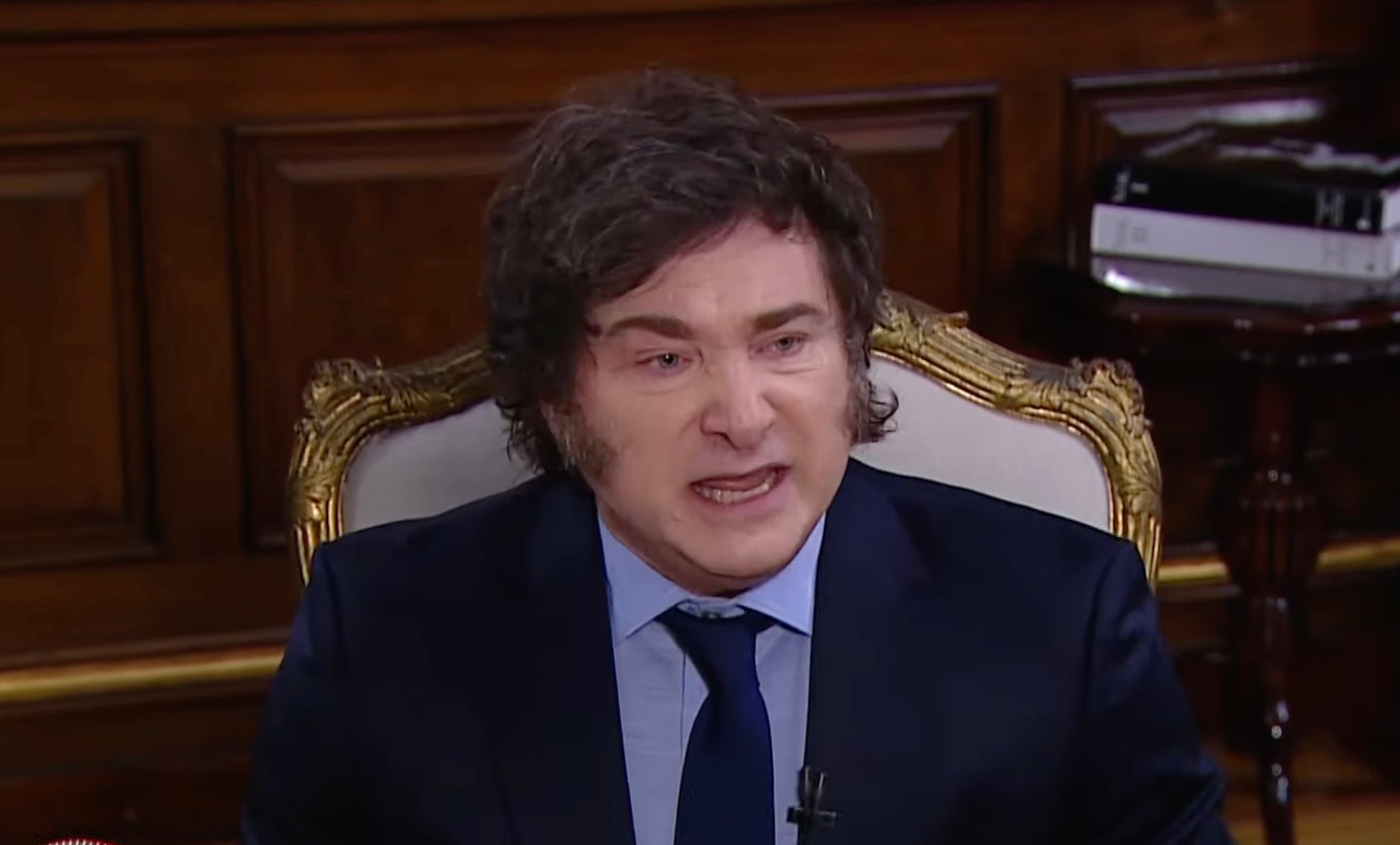Javier Milei lleva su lenguaje violento al exgtremo.
