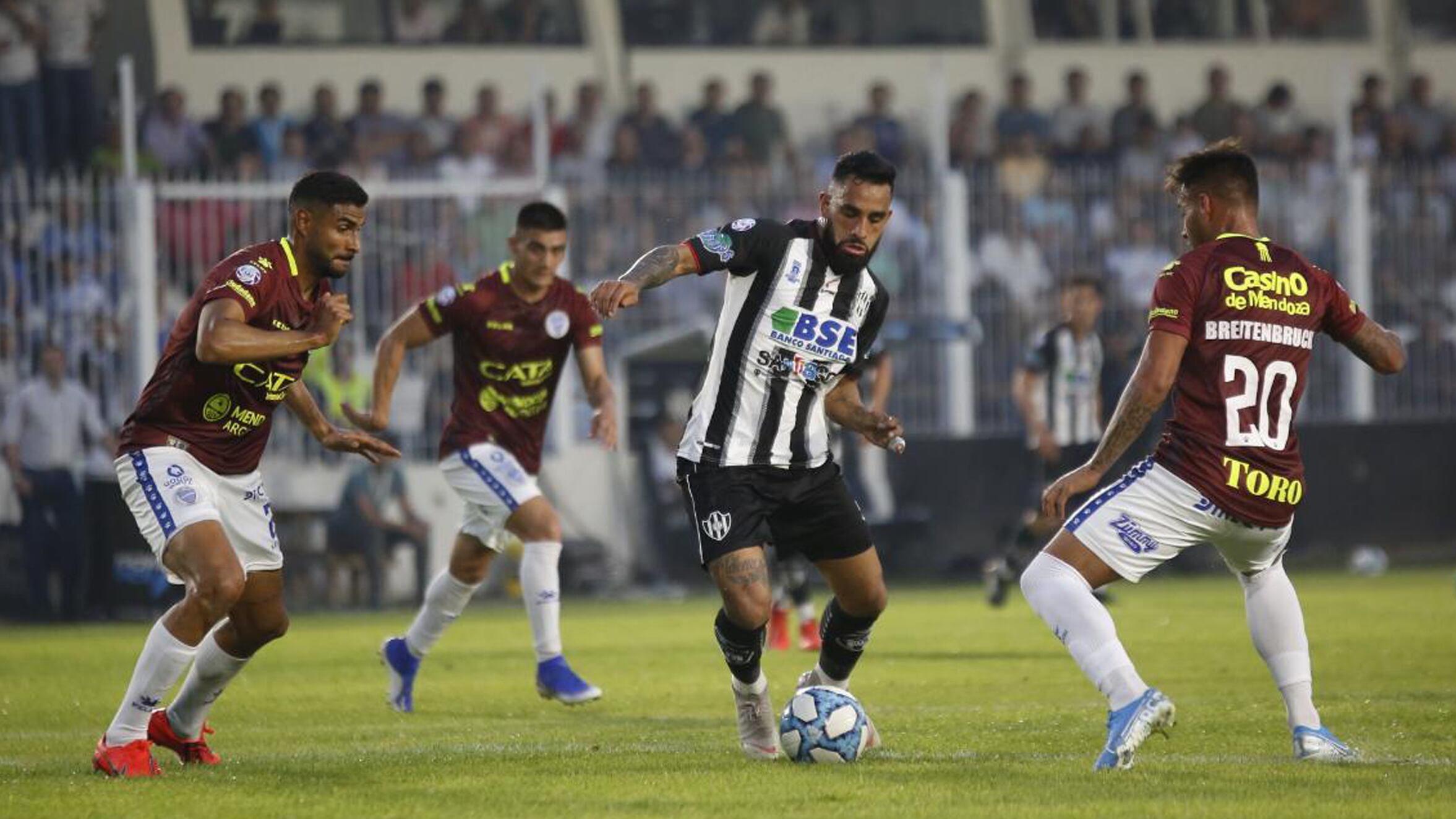 En Santiago del Estero, hubo múltiples emociones para los locales.