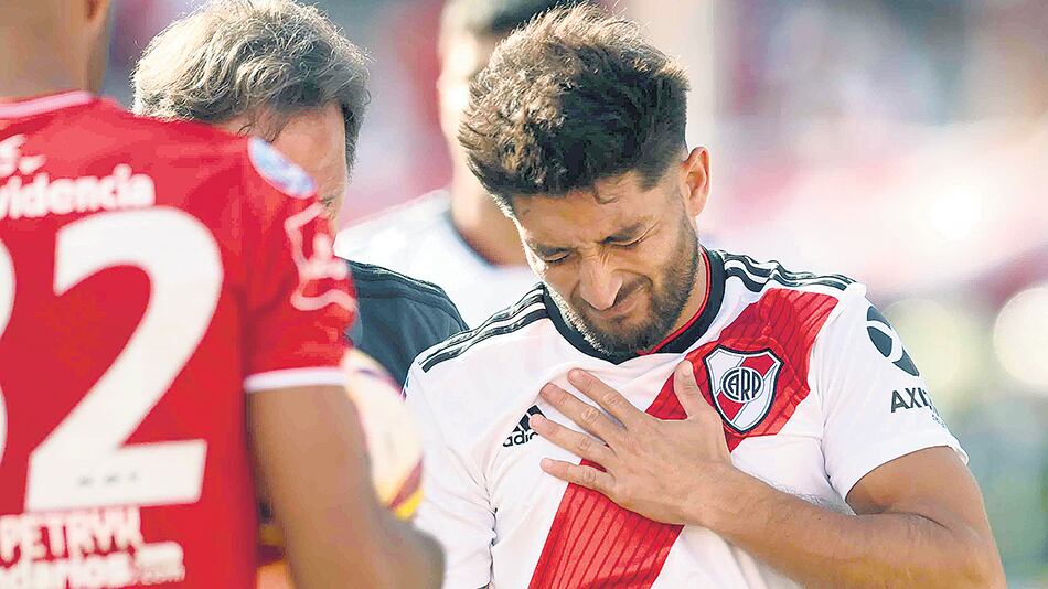 Casco se fracturó la clavícula.