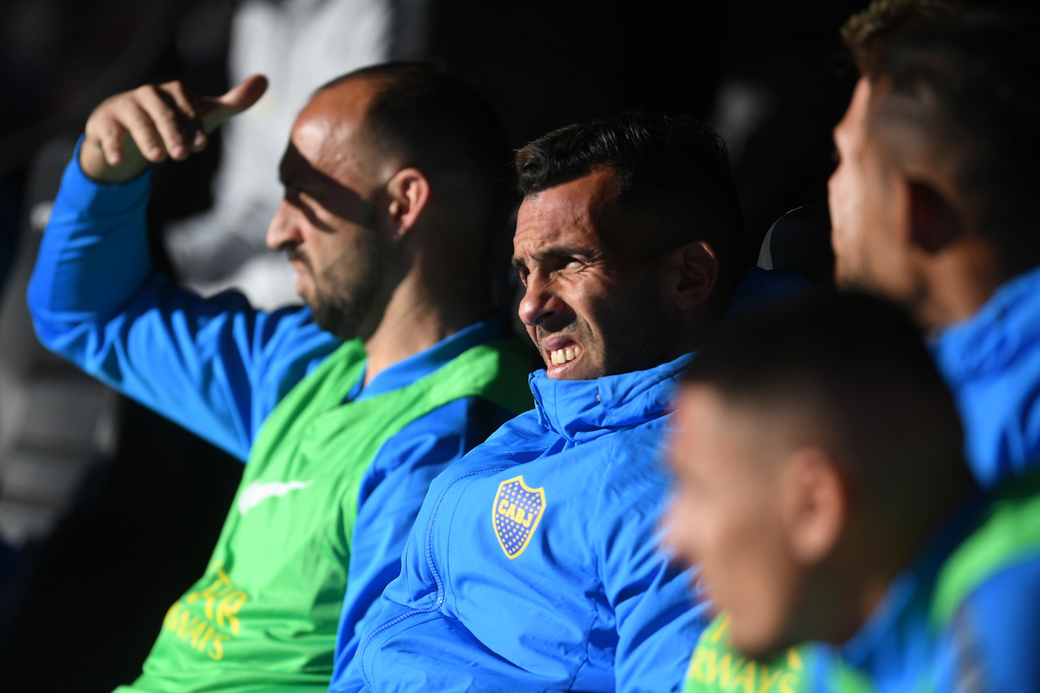 Tevez vuelve a la titularidad en Boca.