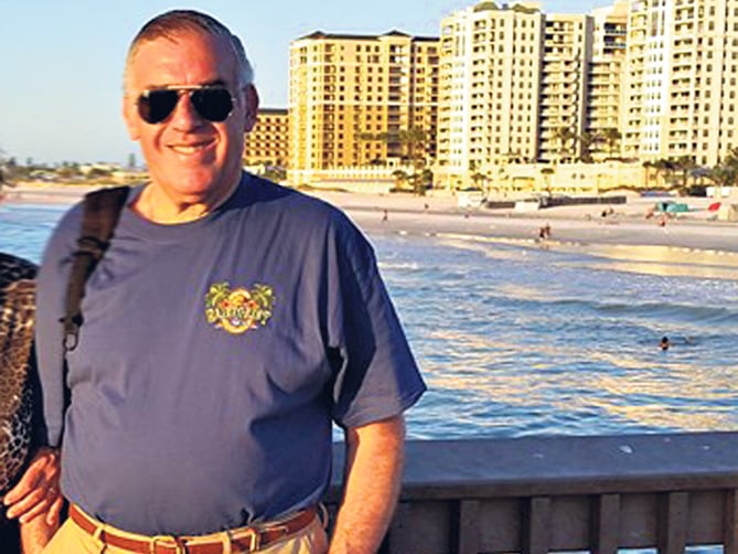 El abogado Carlos de Casas suma repudios por su postulación a la CIDH.