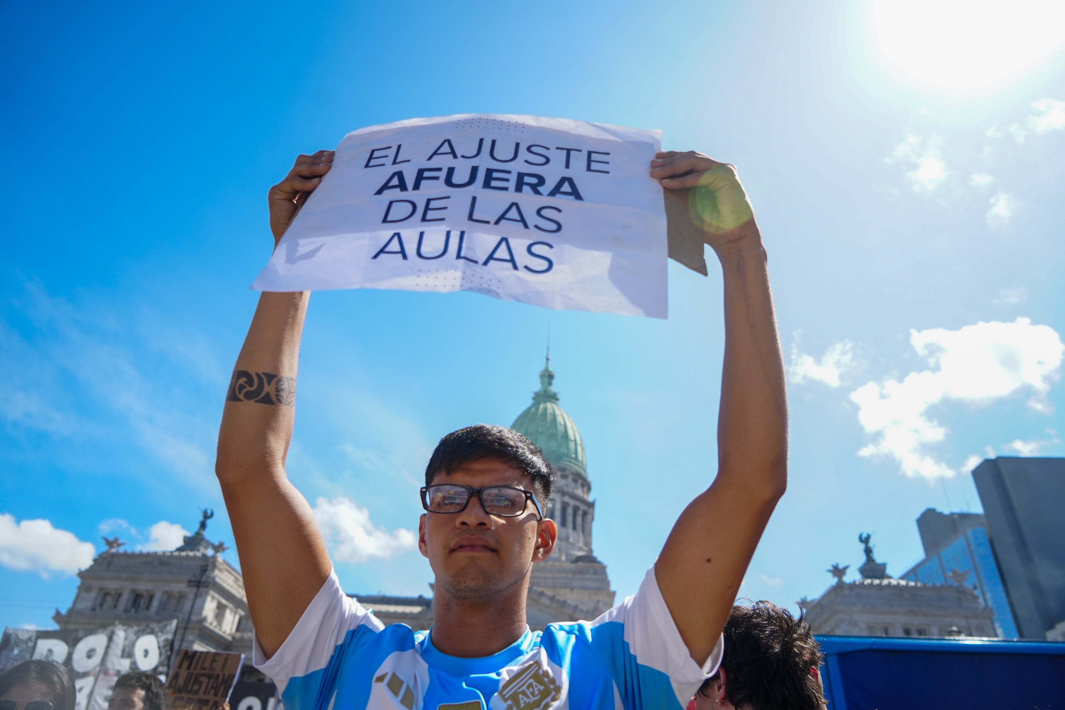La beca Progresar, reducida a un pago casi simbólico.