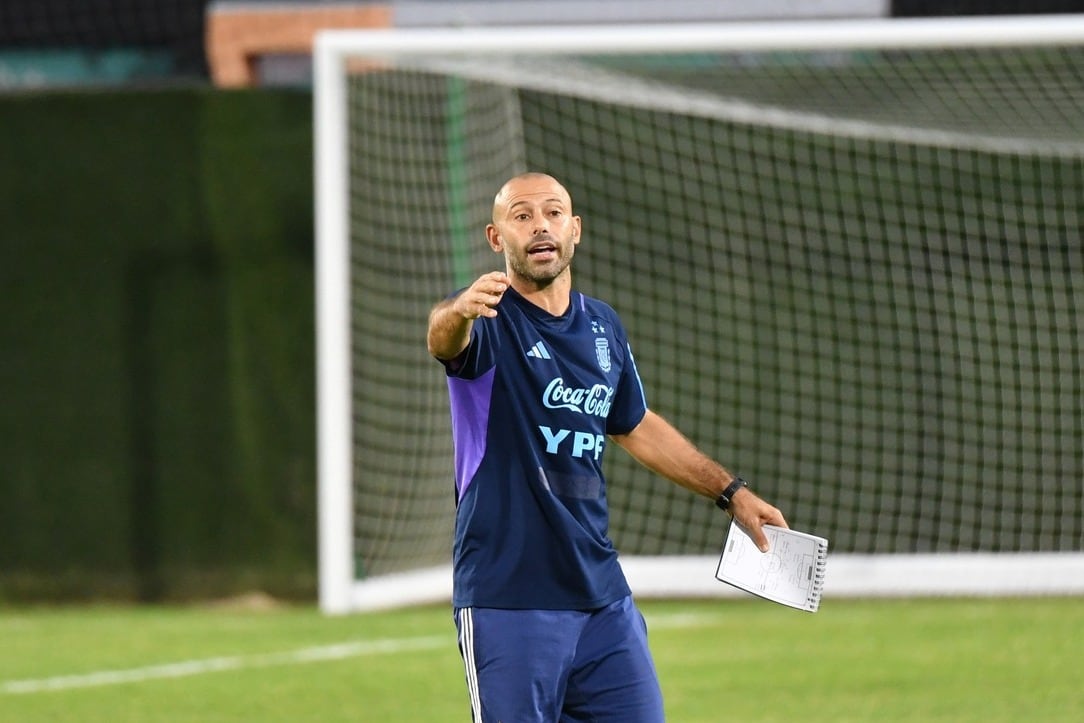 Javier Mascherano, DT de la Sub 23.