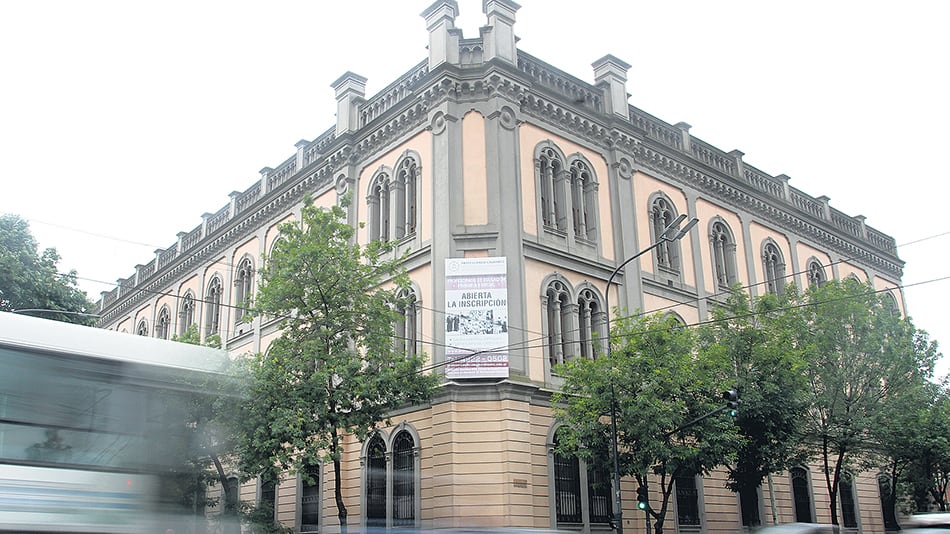 Algunos padres adelantaron que denunciarán el reglamento ante el Inadi.