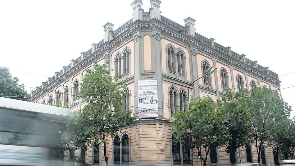 Algunos padres adelantaron que denunciarán el reglamento ante el Inadi.