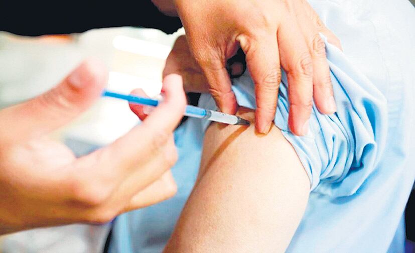 La dosis de los 11 años previene la propagación de la meningitis en la población más vulnerable.