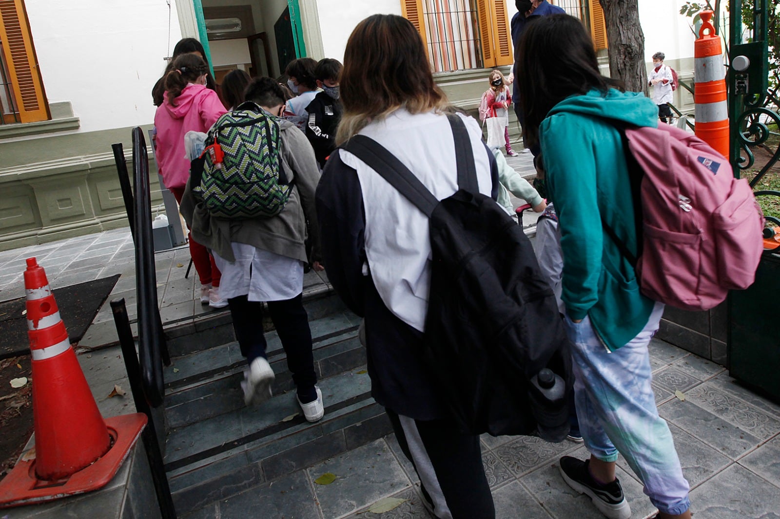 La inversión en educación cayó 14% en términos reales entre 2016 y 2022