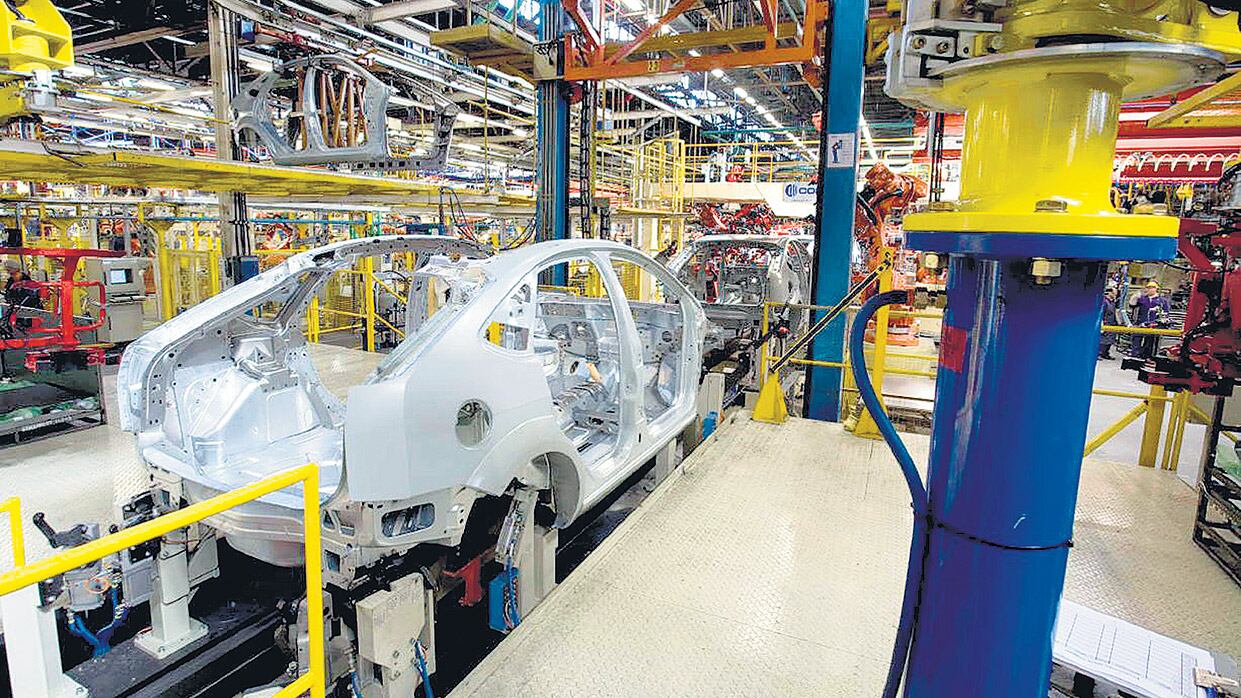 En 2011 la producción automotriz fue de 828 mil unidades. En 2017 se cayó a 472 mil.