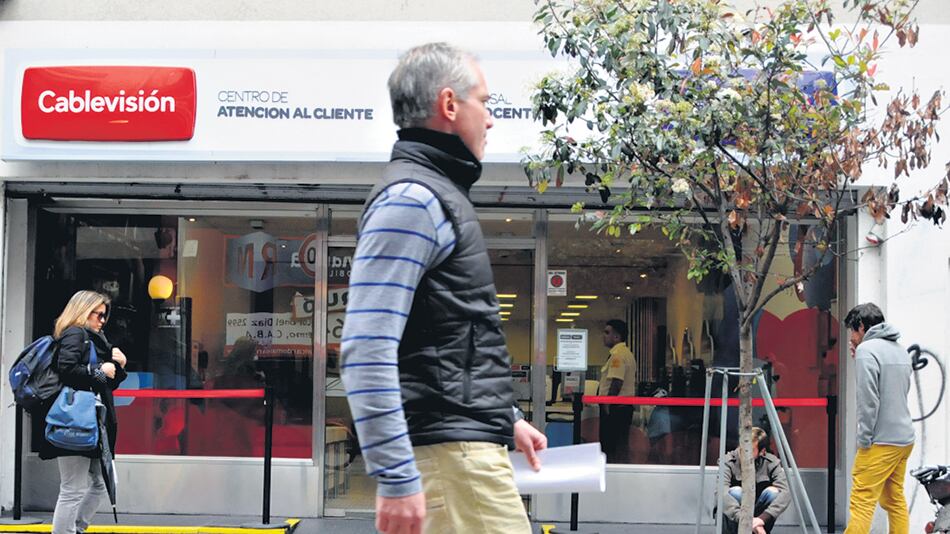 Cablevisión y Telecom esperan el visto bueno del Gobierno para fusionarse.