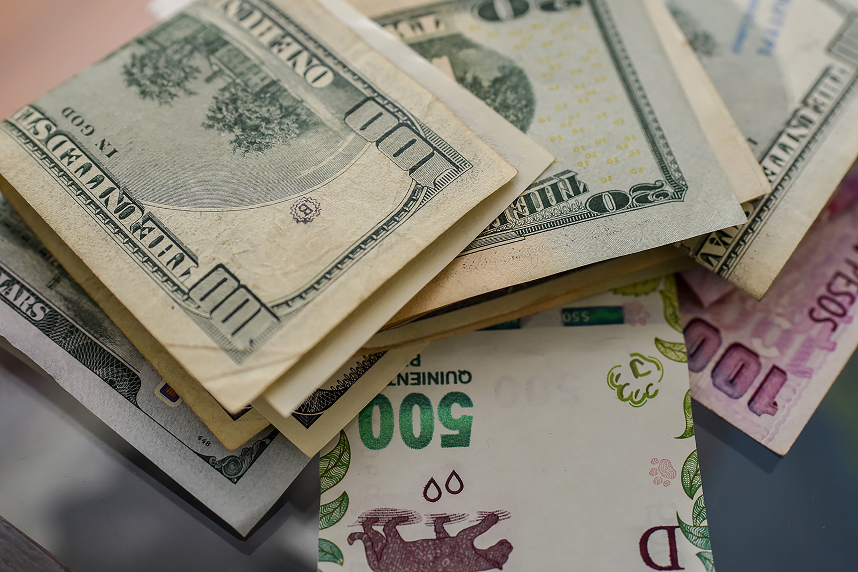 La dolarización implica la pérdida de soberanía monetaria