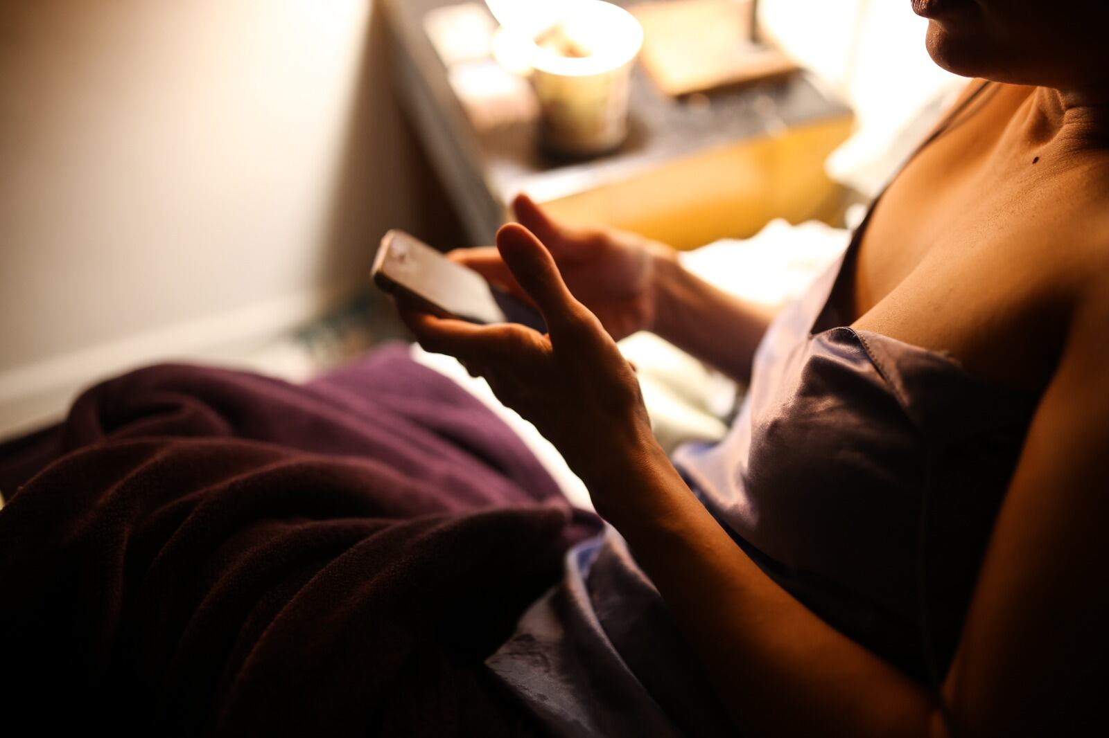 La Línea 137 funciona desde 2006 y atendió a miles de personas víctimas de violencia sexual y familiar. Es nacional y atiende las 24 horas los 365 días del año, por eso son fundamentales sus trabajadores en el equipo móvil y en la central de llamadas. 