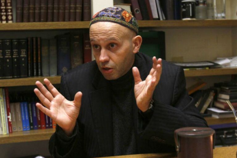 Bergman suma problemas en la Justicia. 