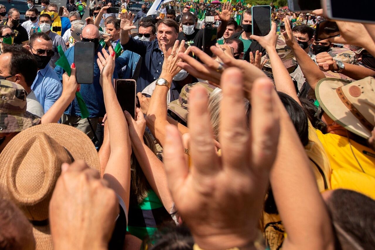 Bolsonaro no podrá desplazarse por los espacios públicos de Brasilia sin tapabocas.