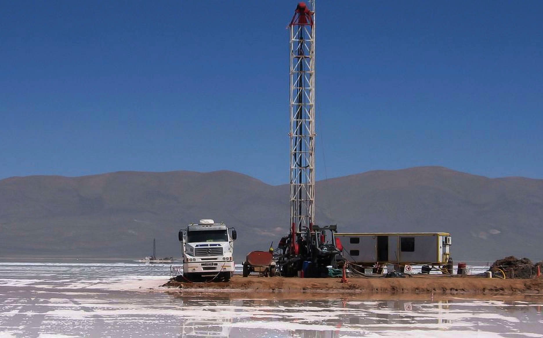 La industrialización del litio es el principal desafío del Estado Nacional y de las provincias.