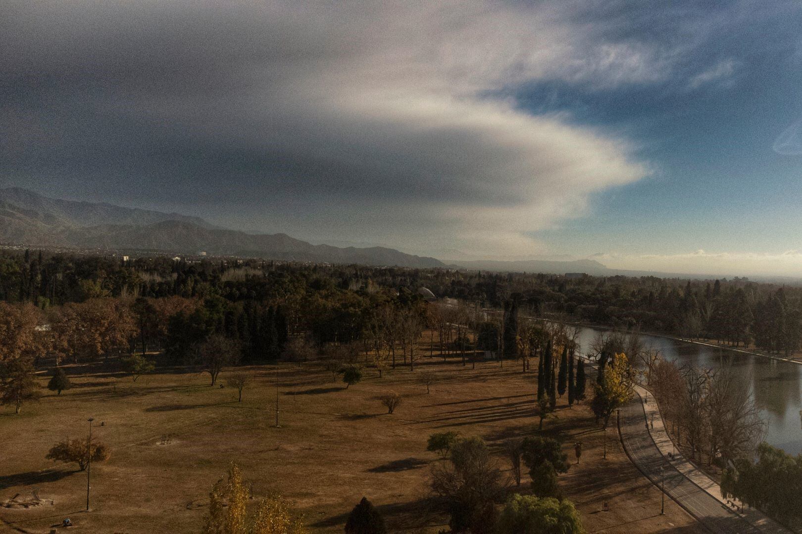 Por viento Zonda, no hay clases en Mendoza.