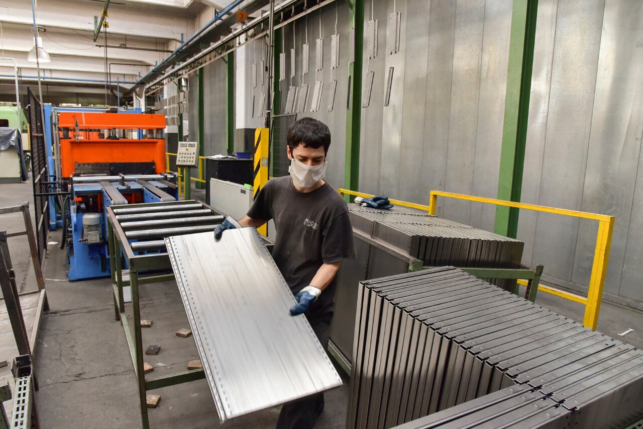 El sector de productos de metal registró en junio una mejora del 29 por ciento.