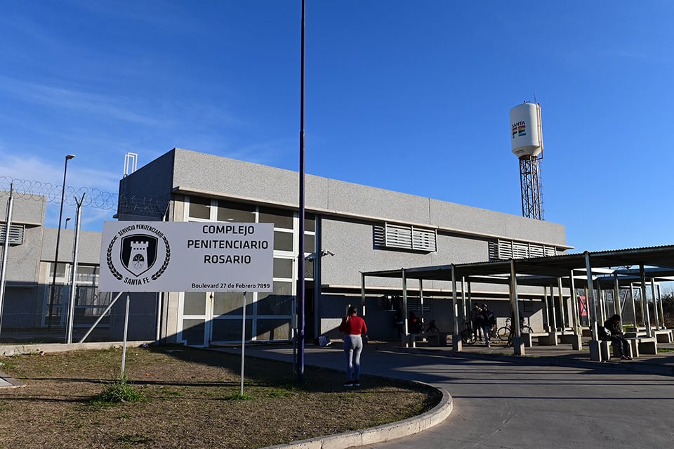 El ingreso al complejo penitenciario donde se ubica la Unidad 5 de mujeres.