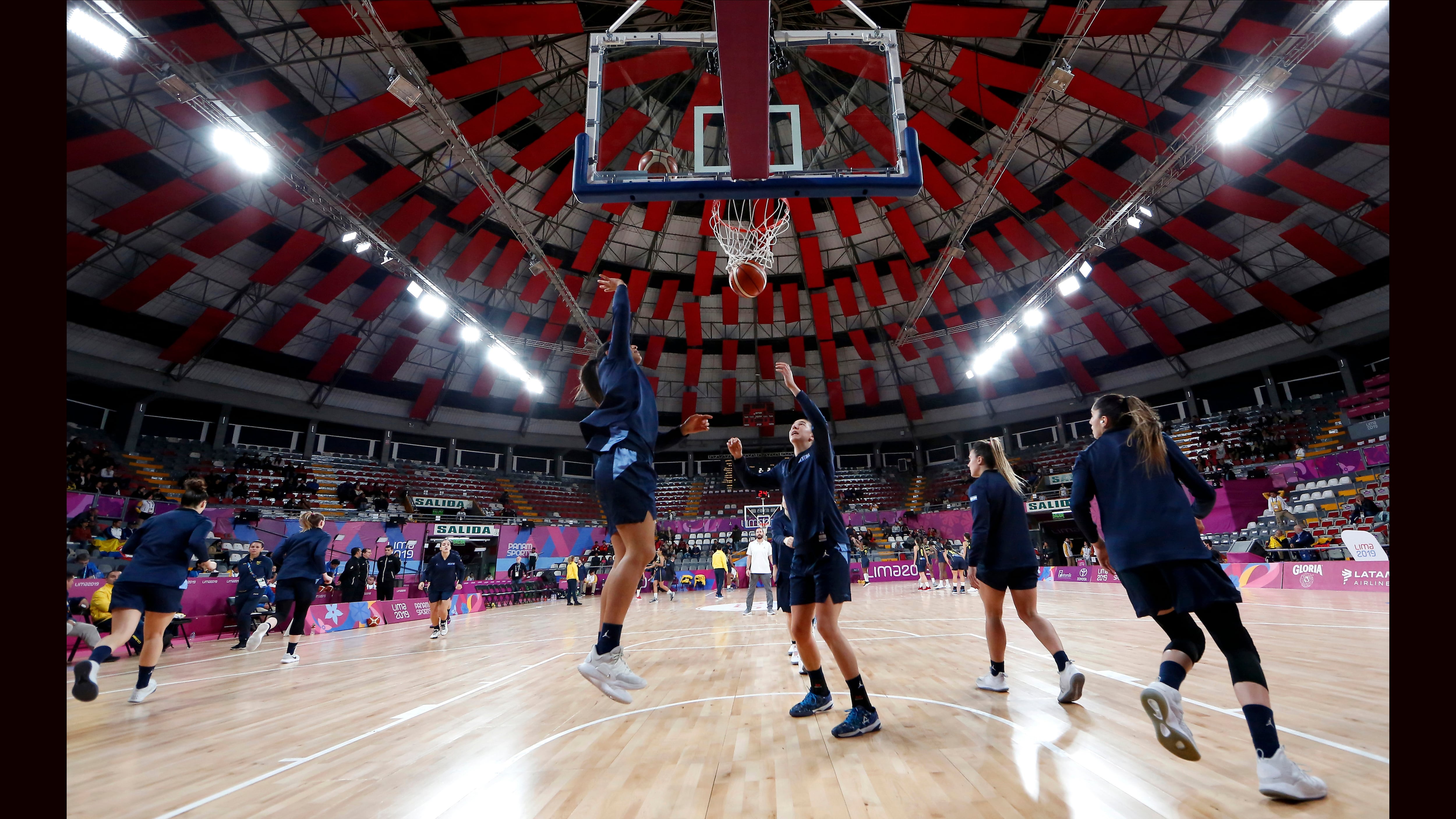 El error de la camiseta argentina no se advirtió durante los 30 minutos de precalentamiento.